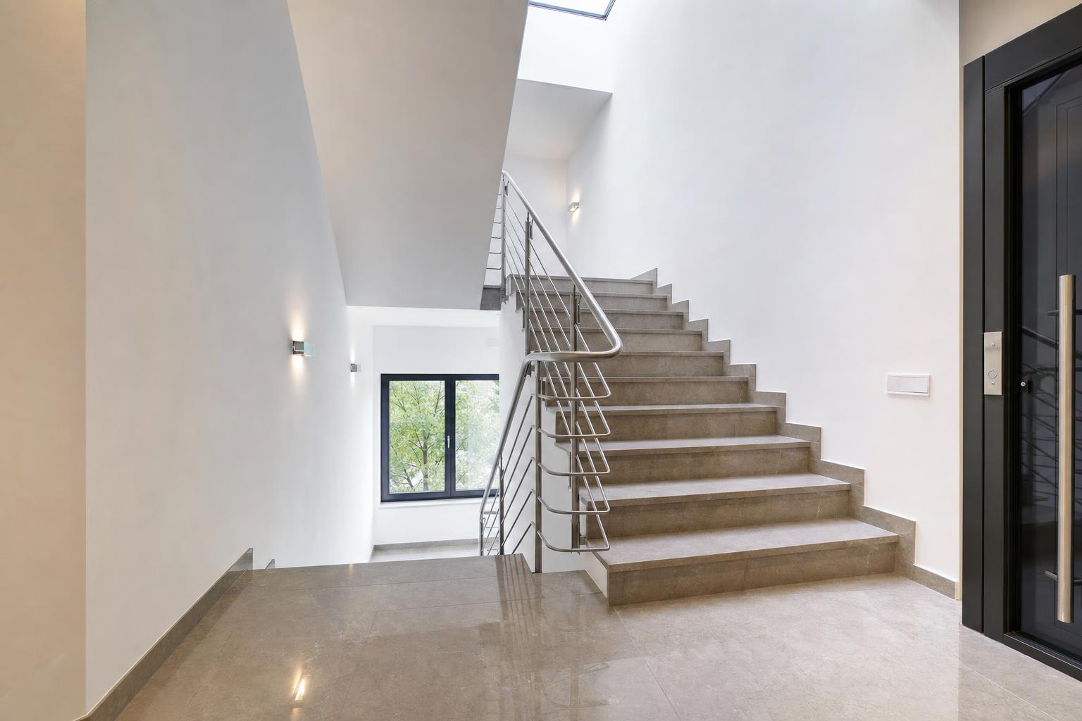 Gepflegtes Treppenhaus